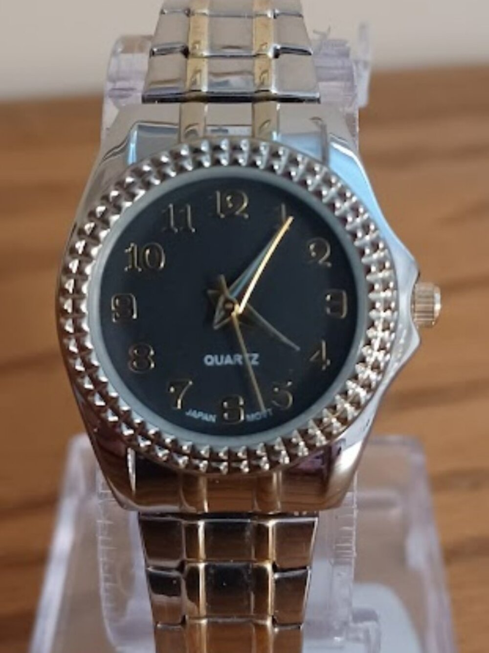 Ladies ACCUTIME Quartz Elegant Watch - WORKS!